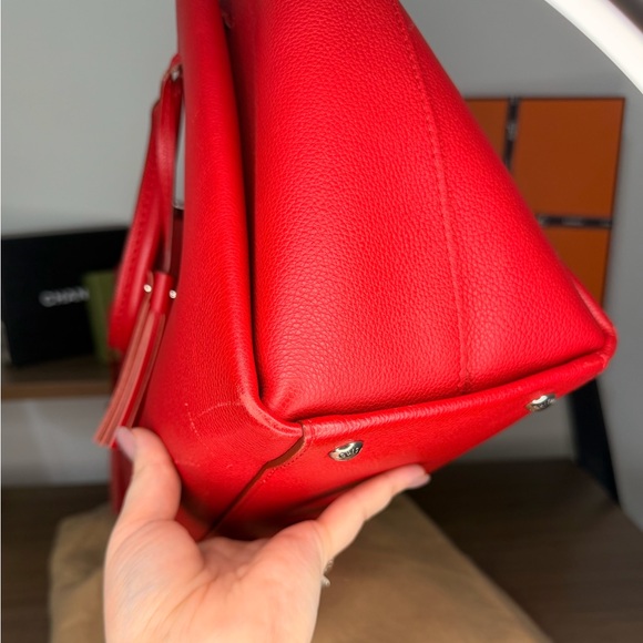 Louis Vuitton Rubis Pebbled Leather Lockmeto Bag - Picture 7 of 17